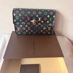 Louis Vuitton Multicolor Monogram Clutch
🎄🎅🎁Murakami